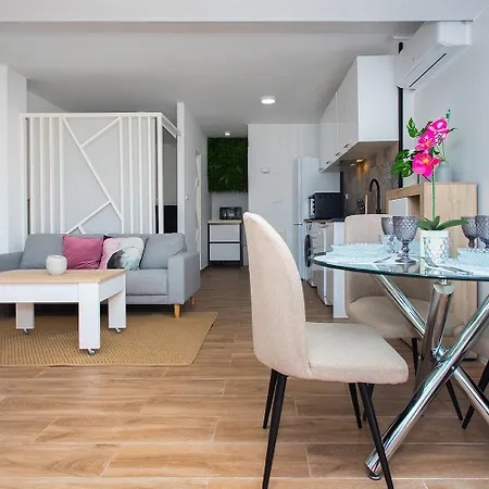 Appartement Taga 27 *